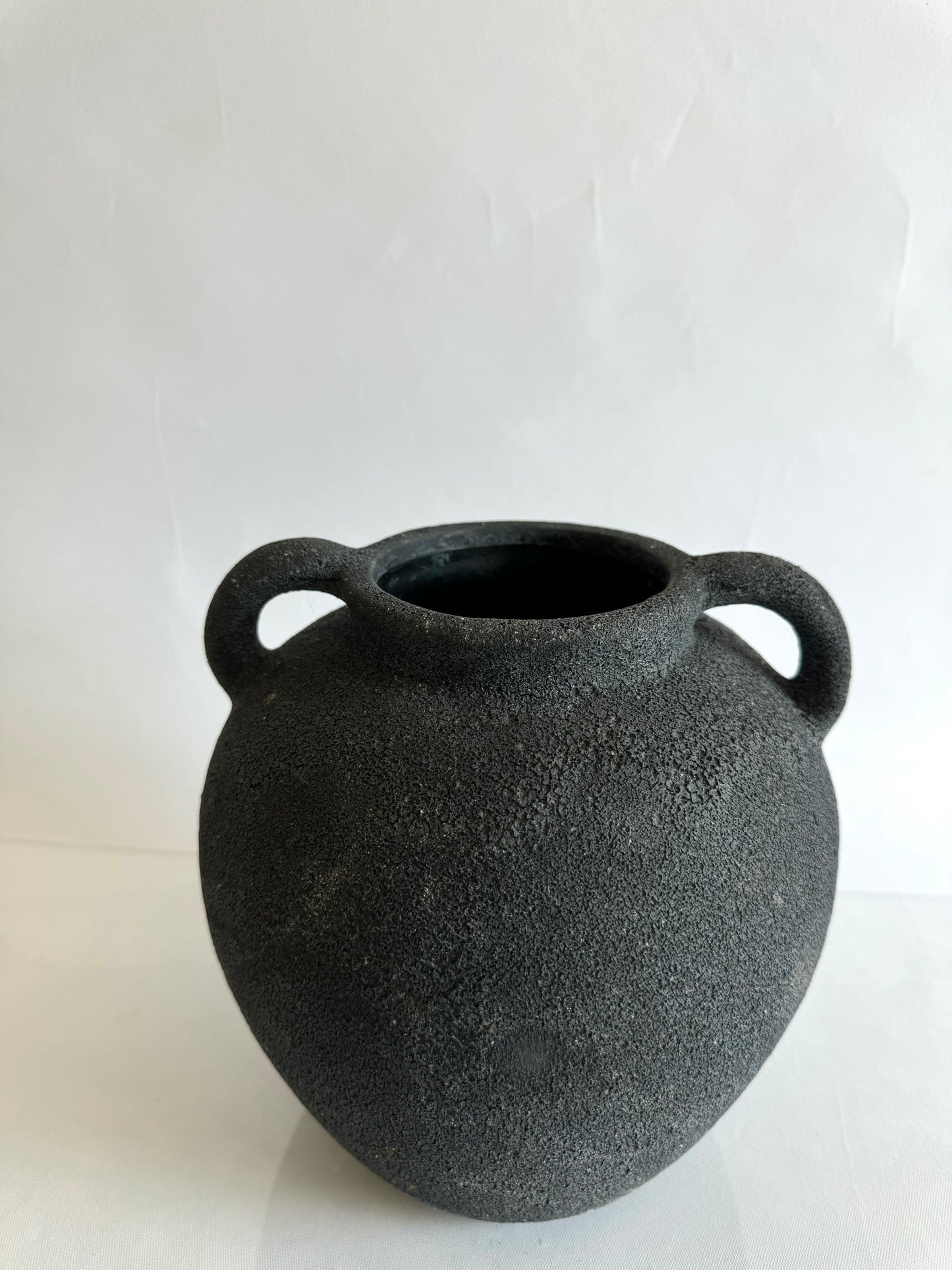 Ceramic 2~handle textured vessel | flower vase