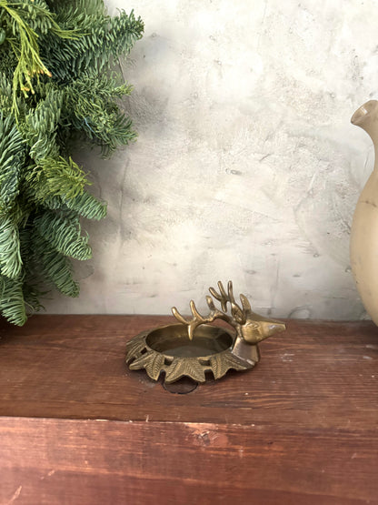 Reindeer pillar candle holder | Christmas catchall