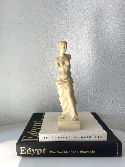 Italian Alabaster Venus De Milo Statue | Signed by: Santini