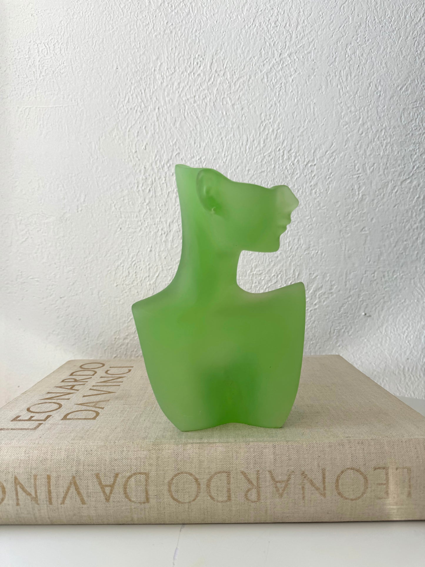 Art Deco frosted lucite women bust | Vanity lucite jewelry holder