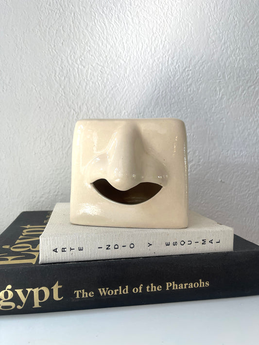 Art Deco ceramic nose Kleenex holder