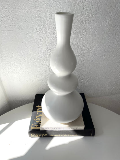 Vintage Art Deco ceramic monochrome vessel | vintage white gourd shaped vase