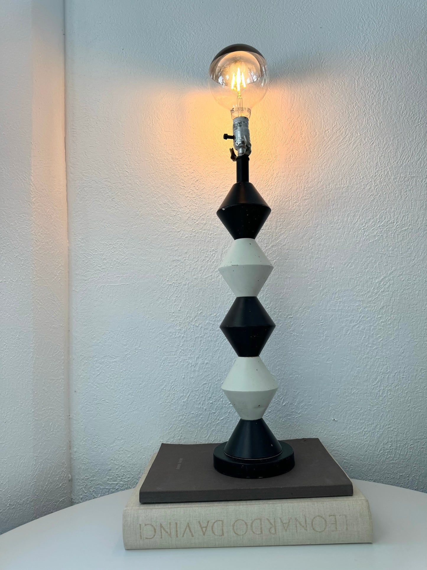 Black + white metal Art deco table lamp