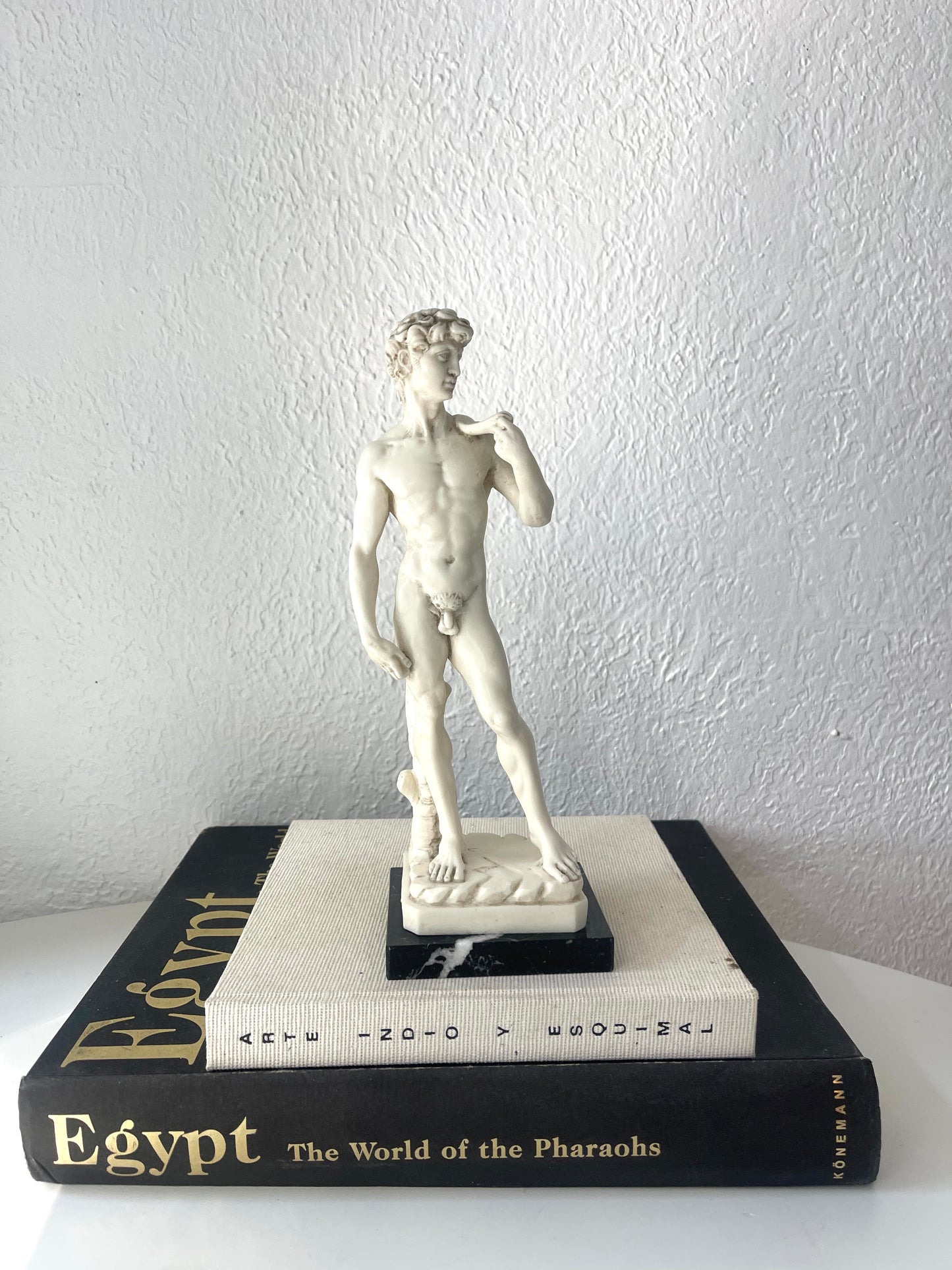 Italian Alabaster statue of David on marble base | Signed | Made in Italy
