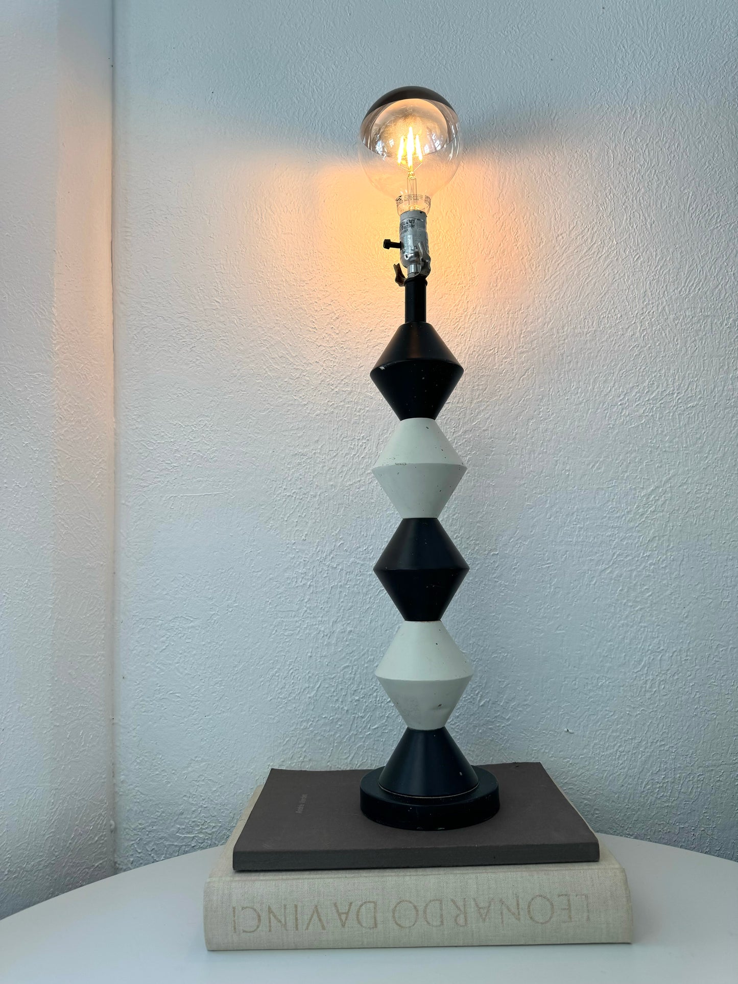 Black + white metal Art deco table lamp