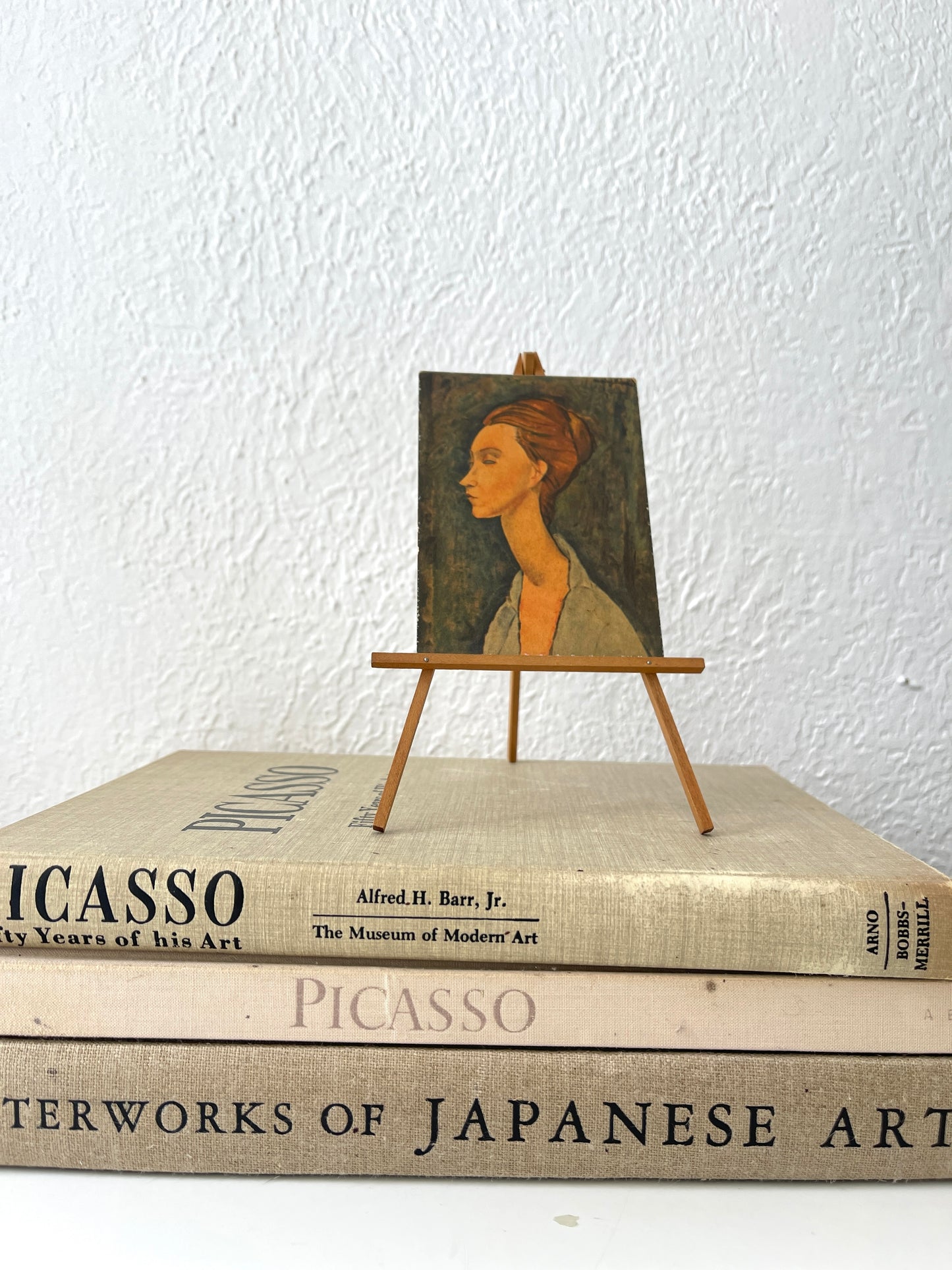 Vintage Modigliani print on easel | printed in France