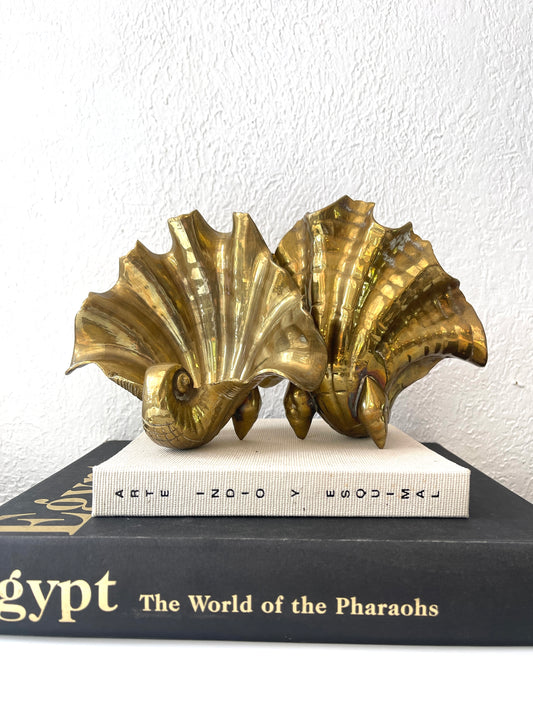 Vintage MCM Regency brass ornate clam shell bookends | Set 2