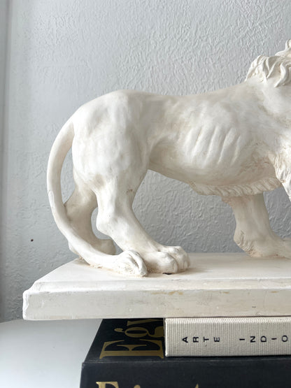 Vintage XL Medici Italian plaster Lion sculpture | Italian lion decor | HEAVY
