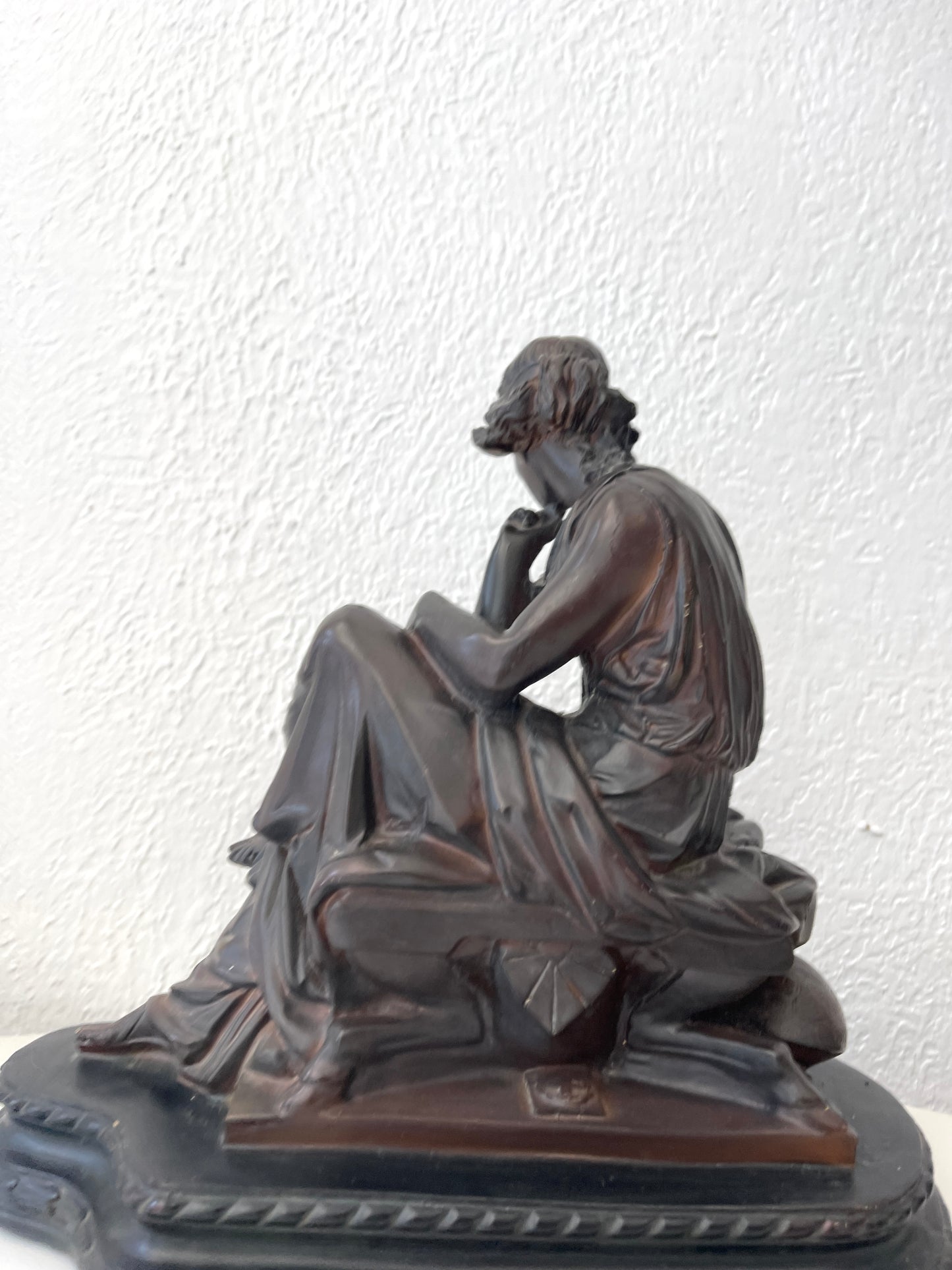 Art Nuevo lady acrylic | resin statue