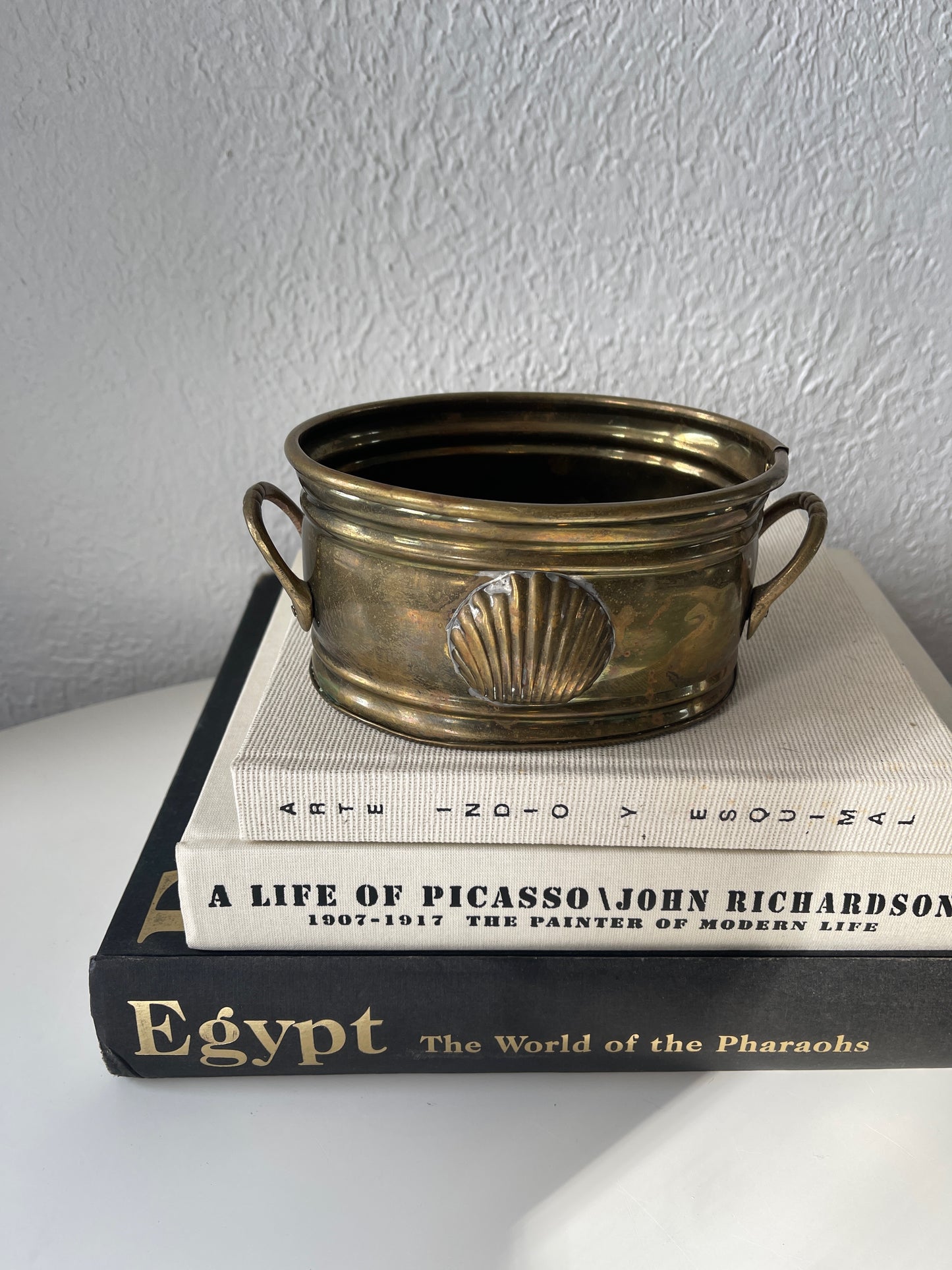 Vintage brass seashell handle planter | catchall